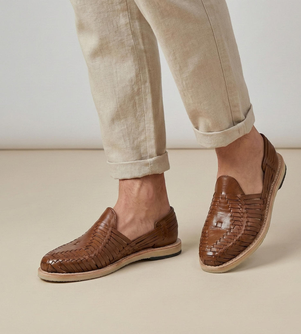 Men's Mexican Huaraches, "Luggage Brown" Leather, Rubber Sole, Closed Toe Style - Handmade and Authentic