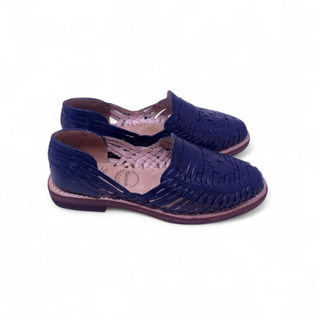 Mexican navy blue closed-toe huaraches for women, genuine leather, vaqueta sole, made in Mexico