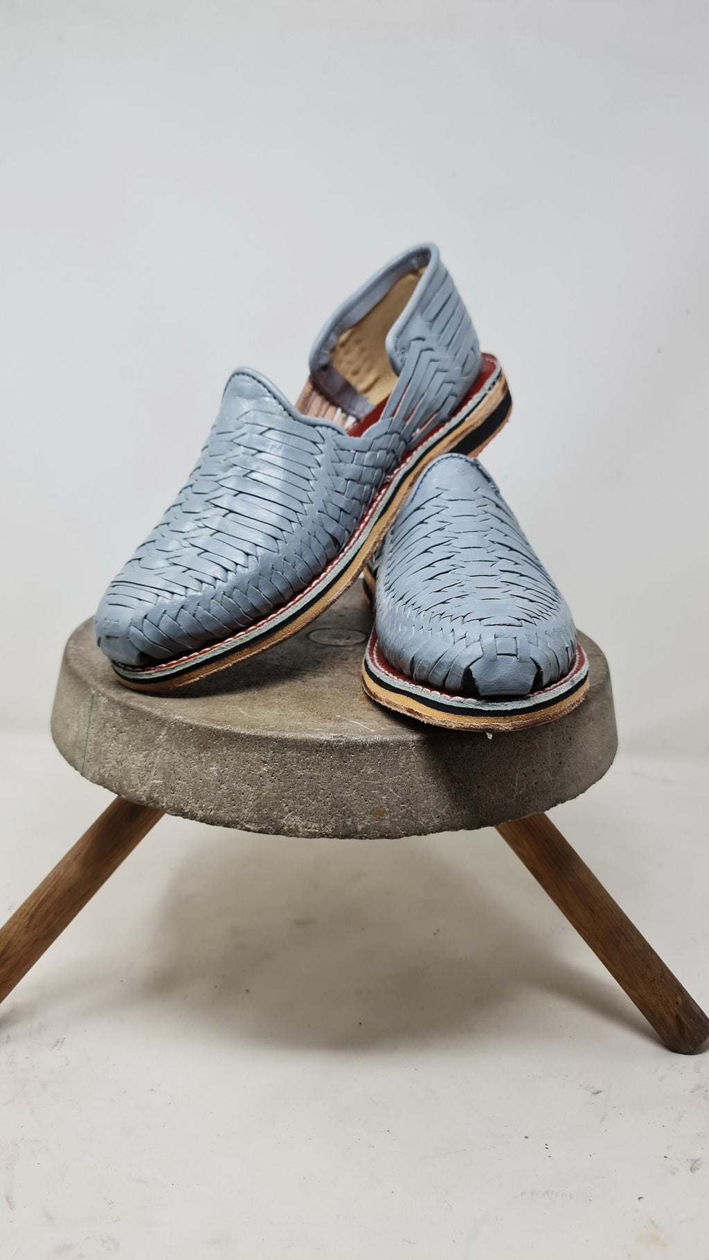 Men's Light Gray Mexican Huaraches with Leather Sole | Closed Toe