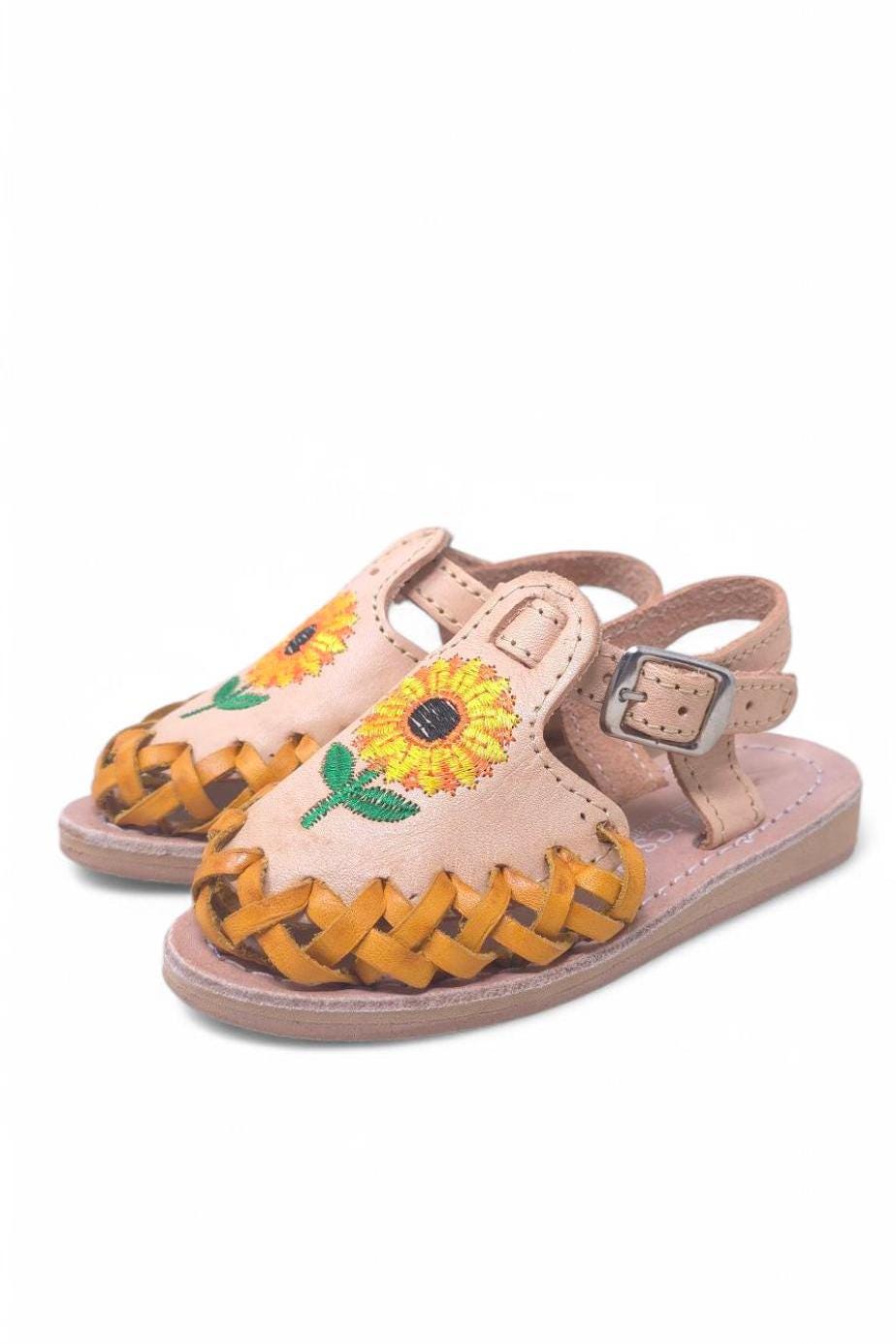 Baby and girls' huaraches with embroidered sunflowers – Handmade leather sandals with buckle closure, comfortable and cool
