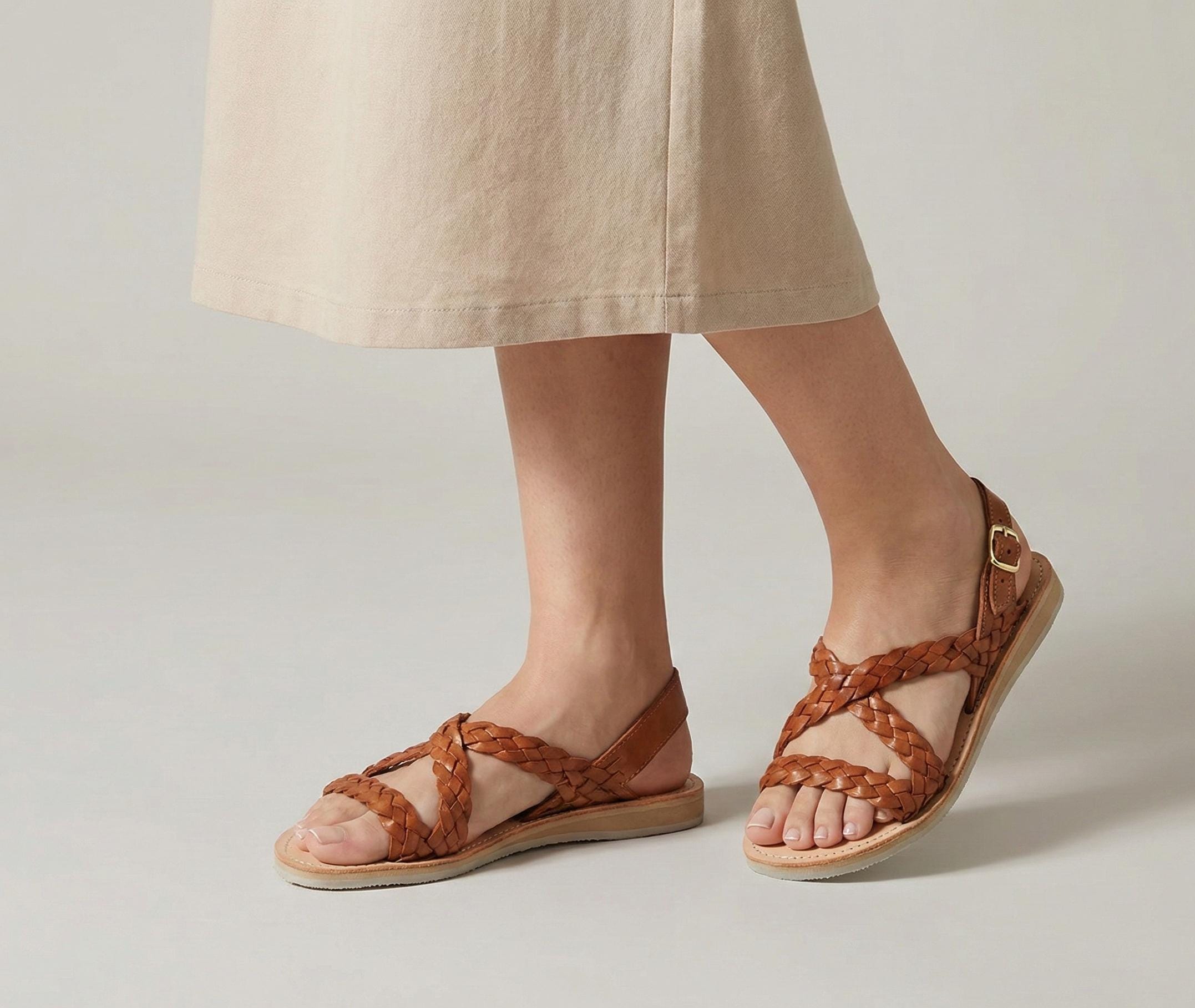 Women's leather huaraches, cool and comfortable handmade sandals