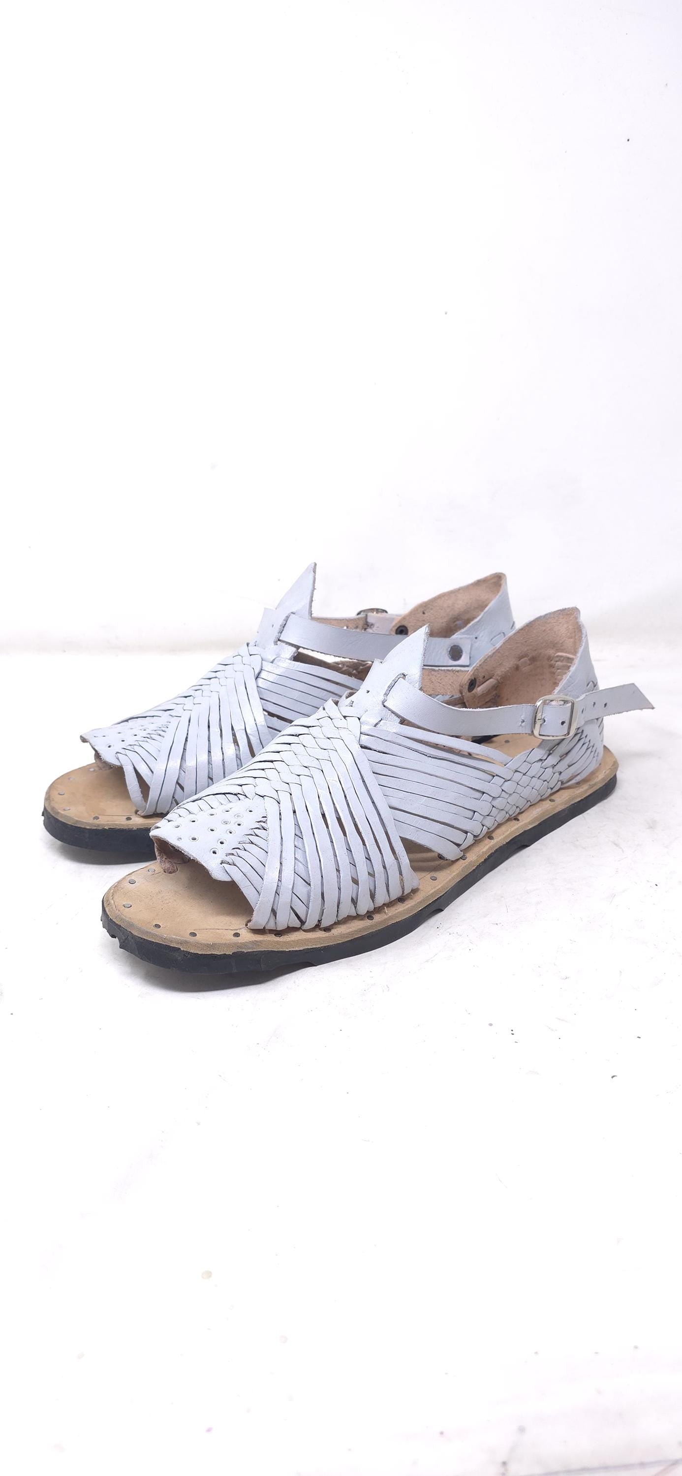 Men's Mexican huaraches, open toe, mist, thin straps, thick studded tire sole, handmade in Mexico
