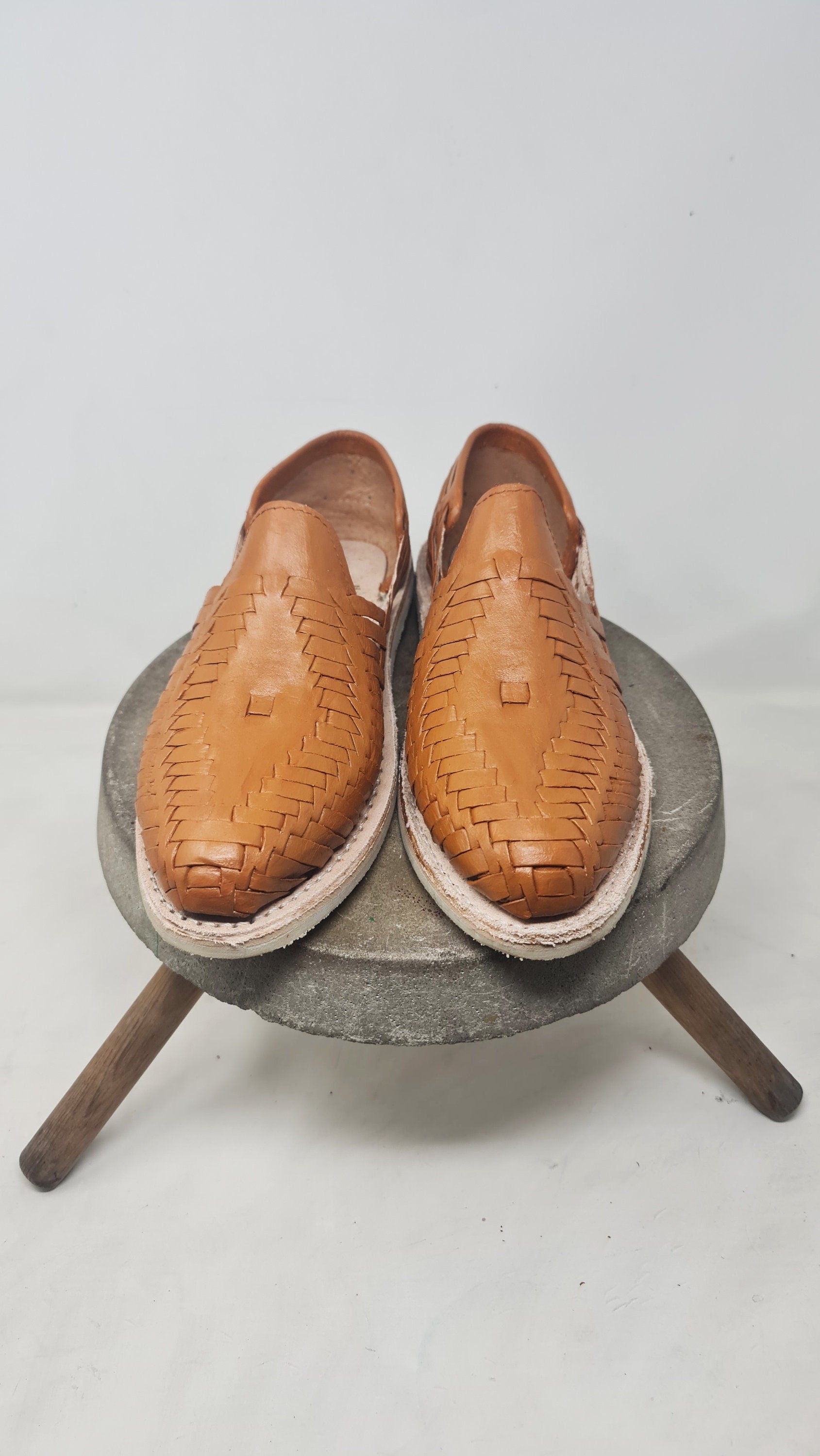 Men's Mexican Huaraches, Soft Leather "Tan", Rubber Sole, Closed Toe Style - Handmade and Authentic, Ships Directly from Mexico