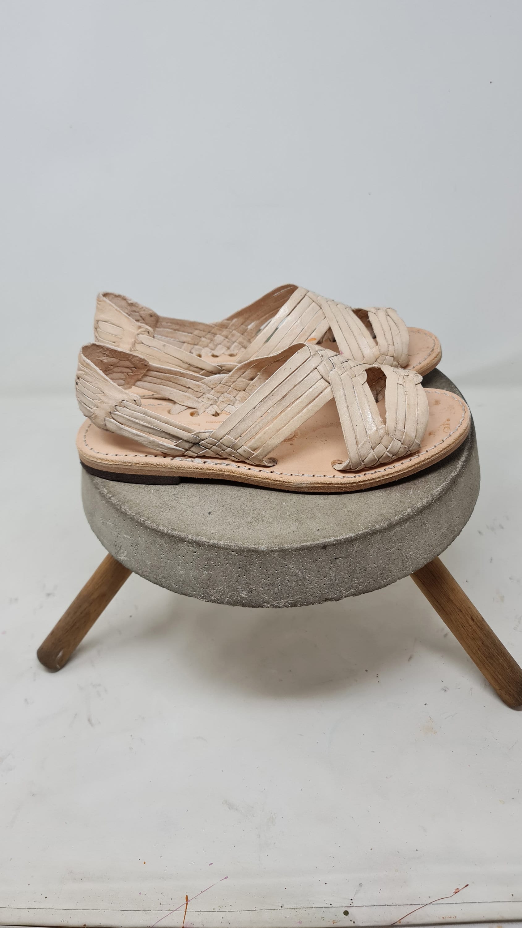 Women's huarache sandals, beige Mexican huaraches for women