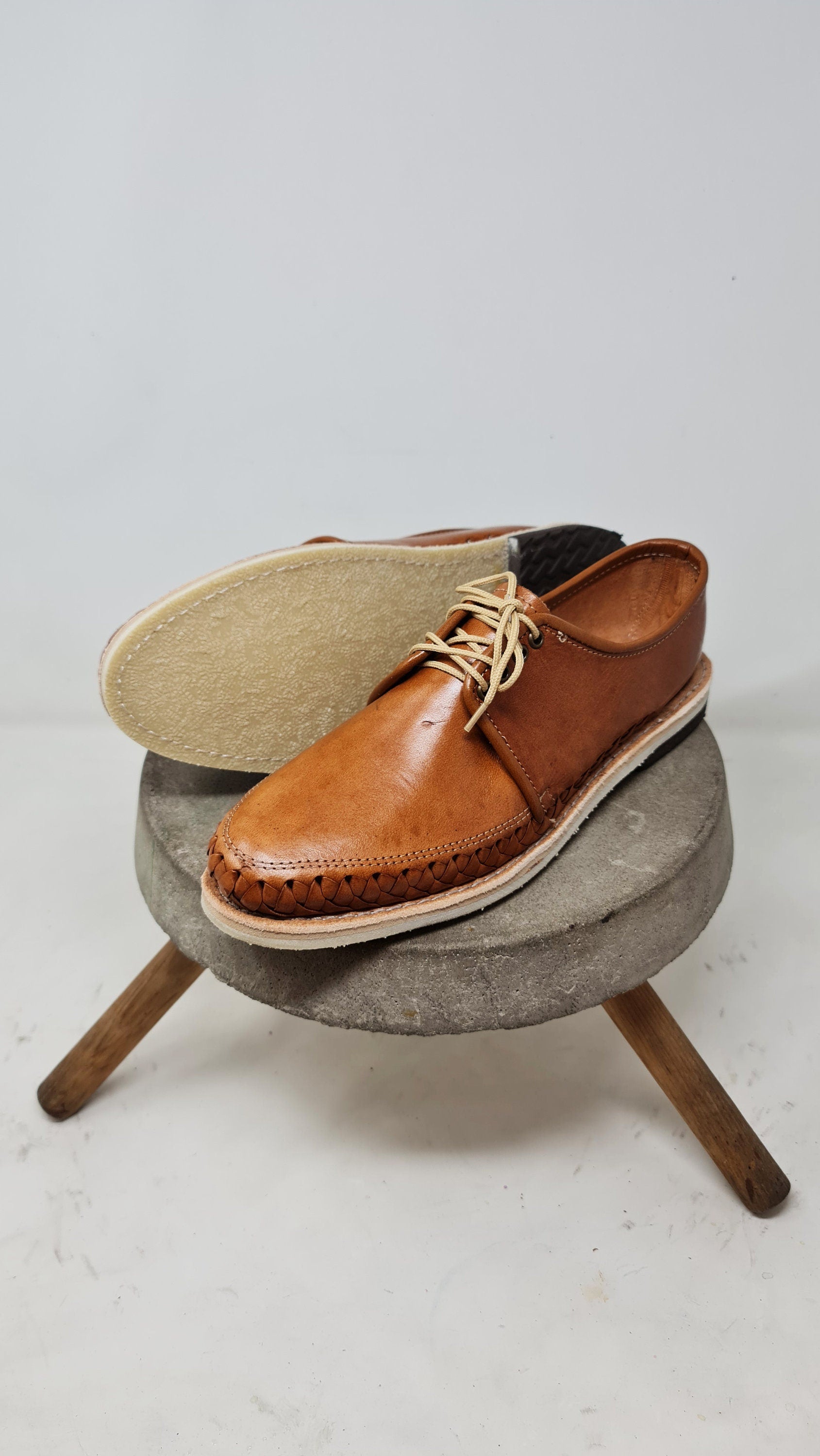 Men's light brown leather lace-up shoes, leather huaraches made in Mexico