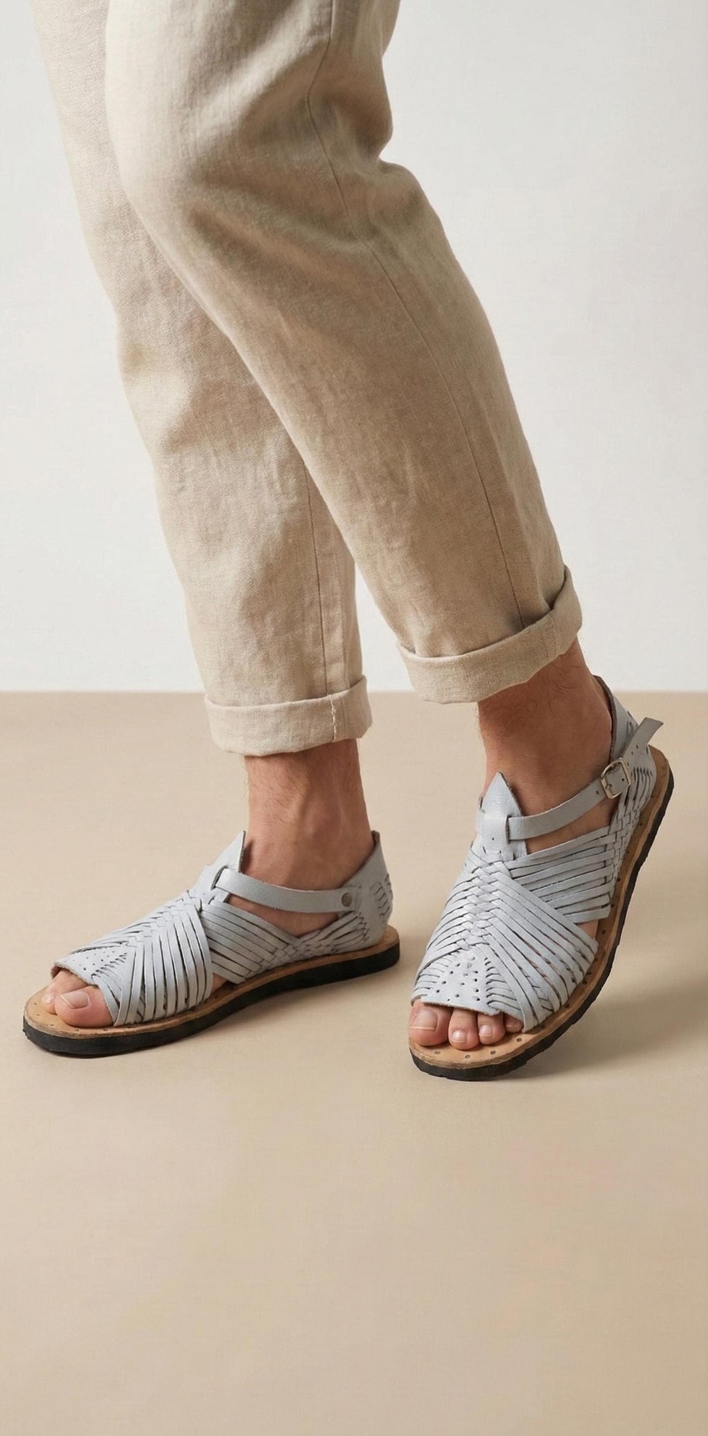 Men's Mexican huaraches, open toe, mist, thin straps, thick studded tire sole, handmade in Mexico