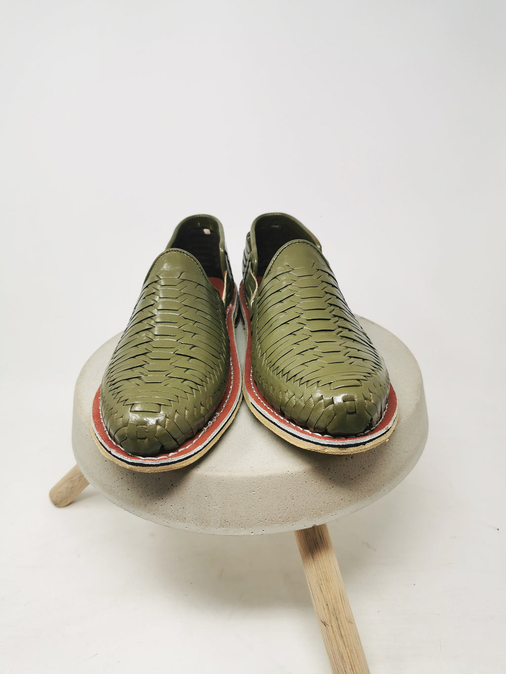 Men's Huaraches in Military Green - Comfort and Style with Every Step
