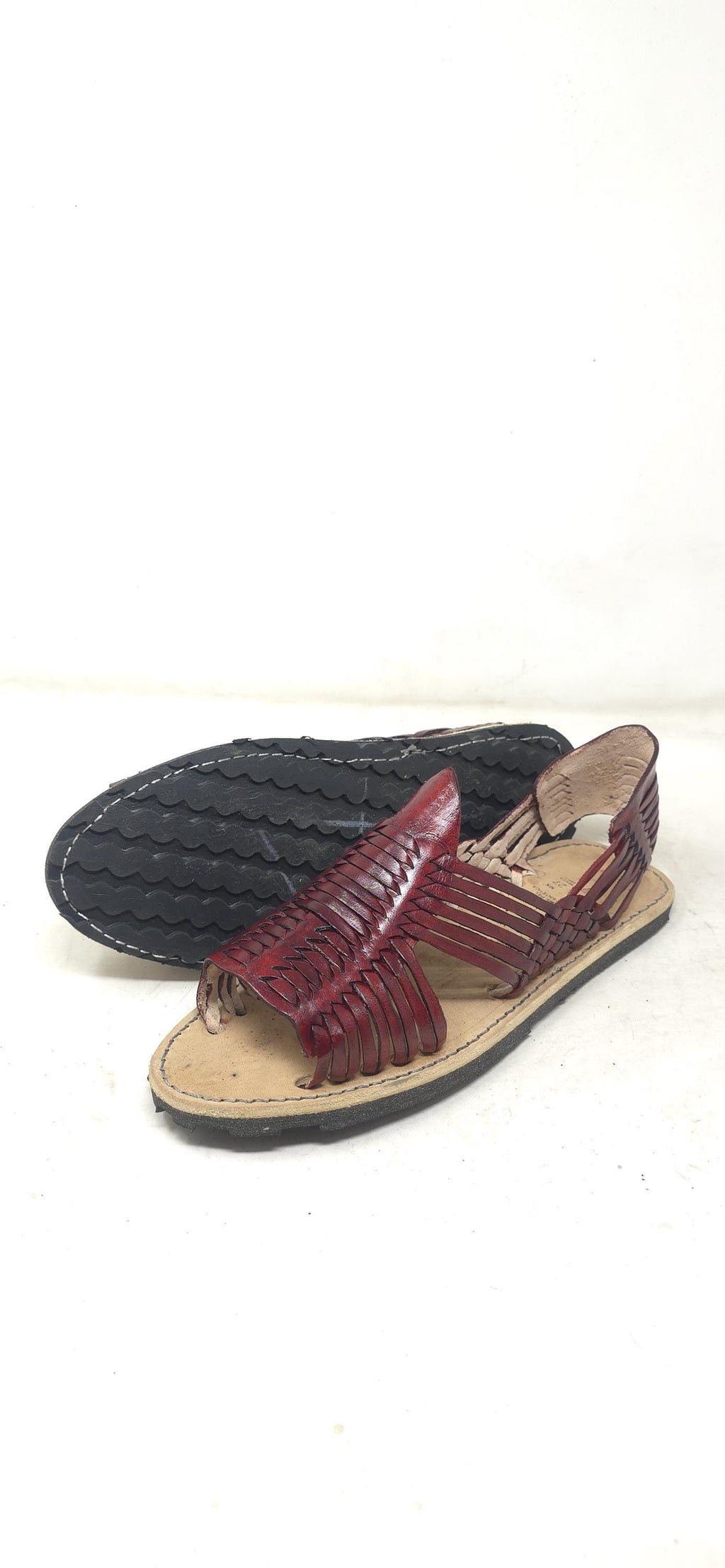 Men's open-toe Mexican huaraches, genuine leather, burgundy color, thick rubber sole, made in Mexico