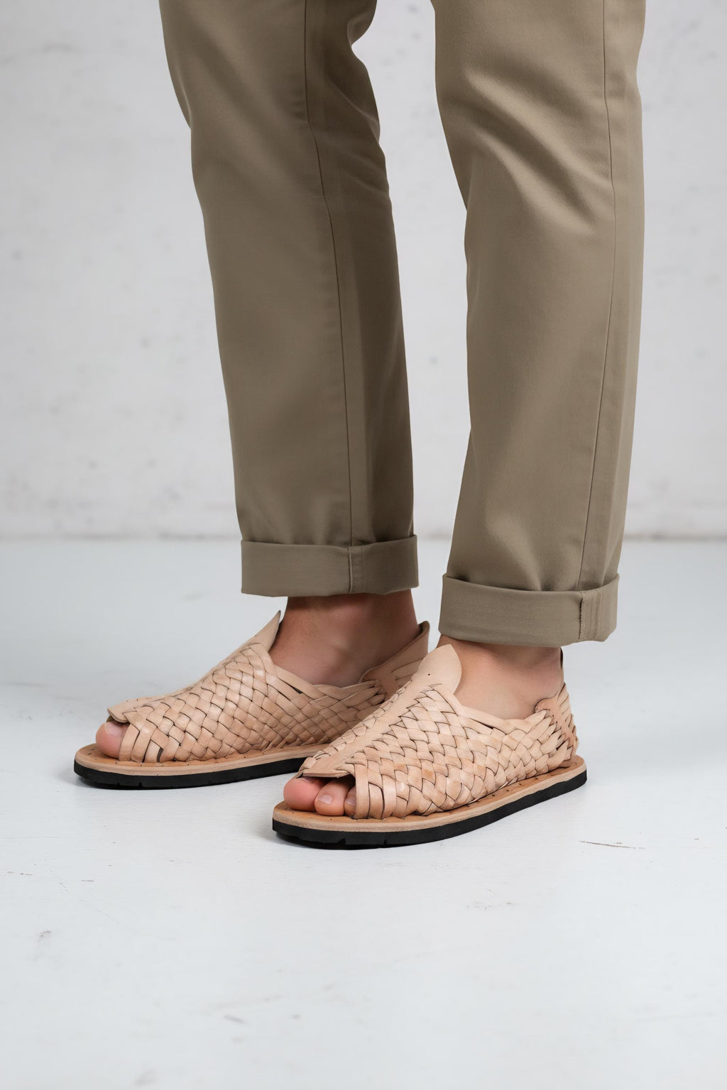 Men's Open-Toe Huaraches | Natural Cowhide | Tire Sole and Nails | Authentic Mexican Tradition