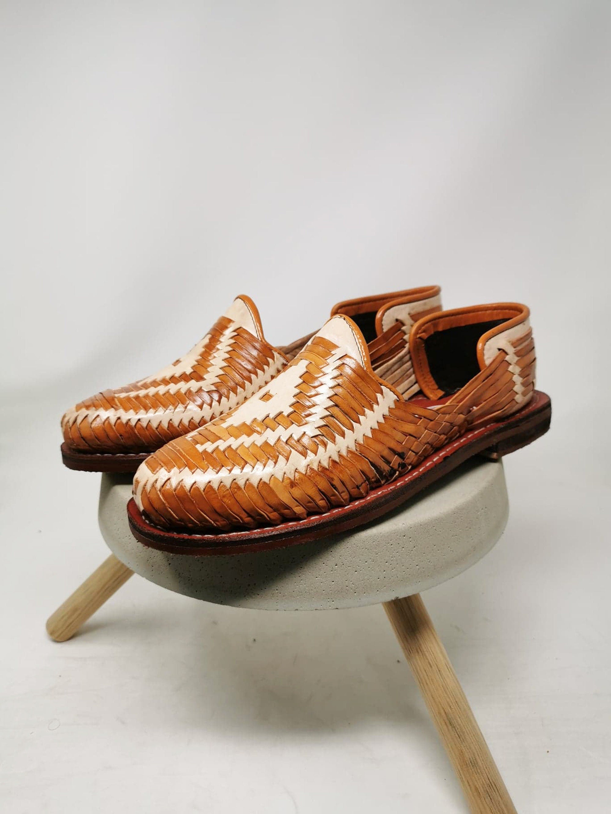 men's huaraches, Mexican huaraches, men's huarache sandals, huarache shoes, men's huarache shoes, men's leather sandals, Mexican sandals