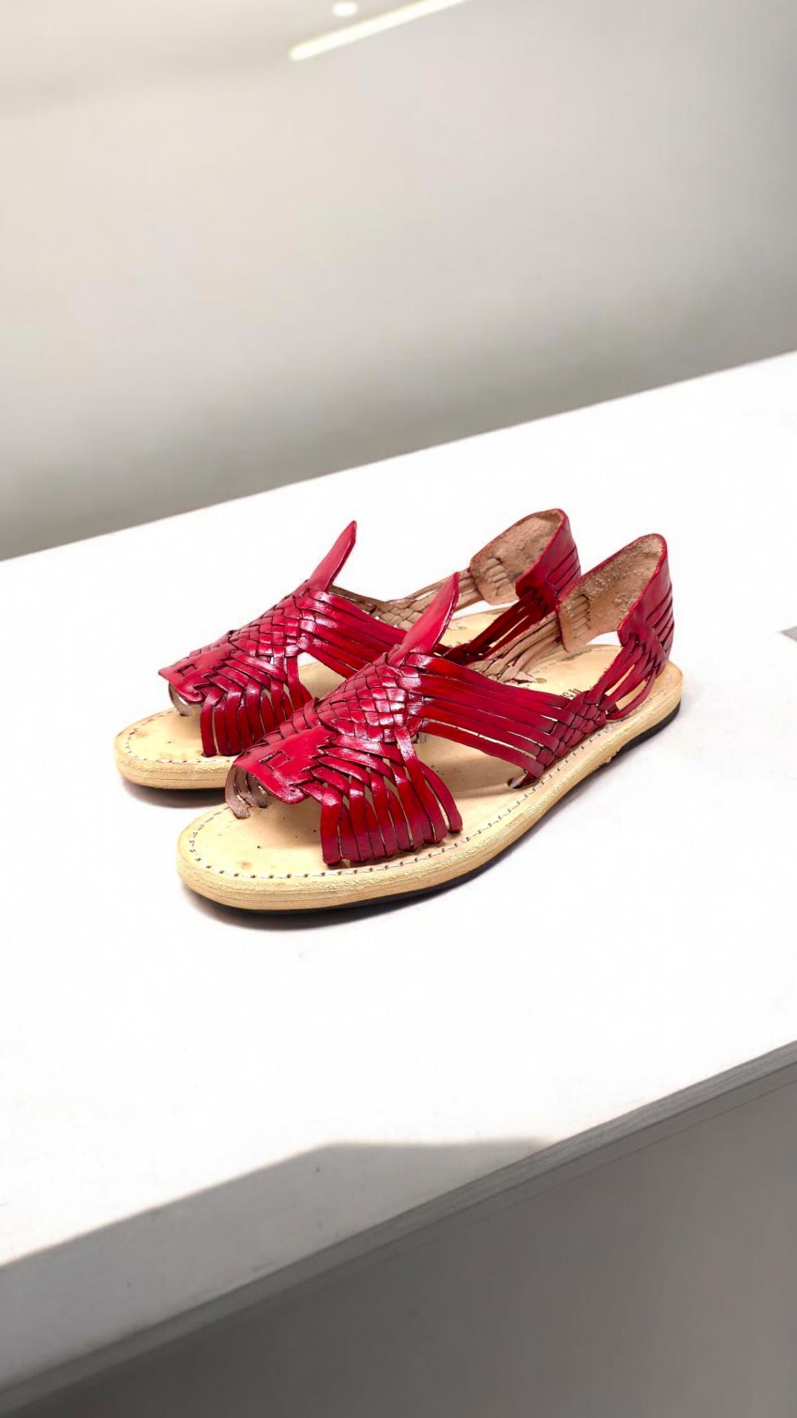 Pachuco huaraches for women, another of the eight color options