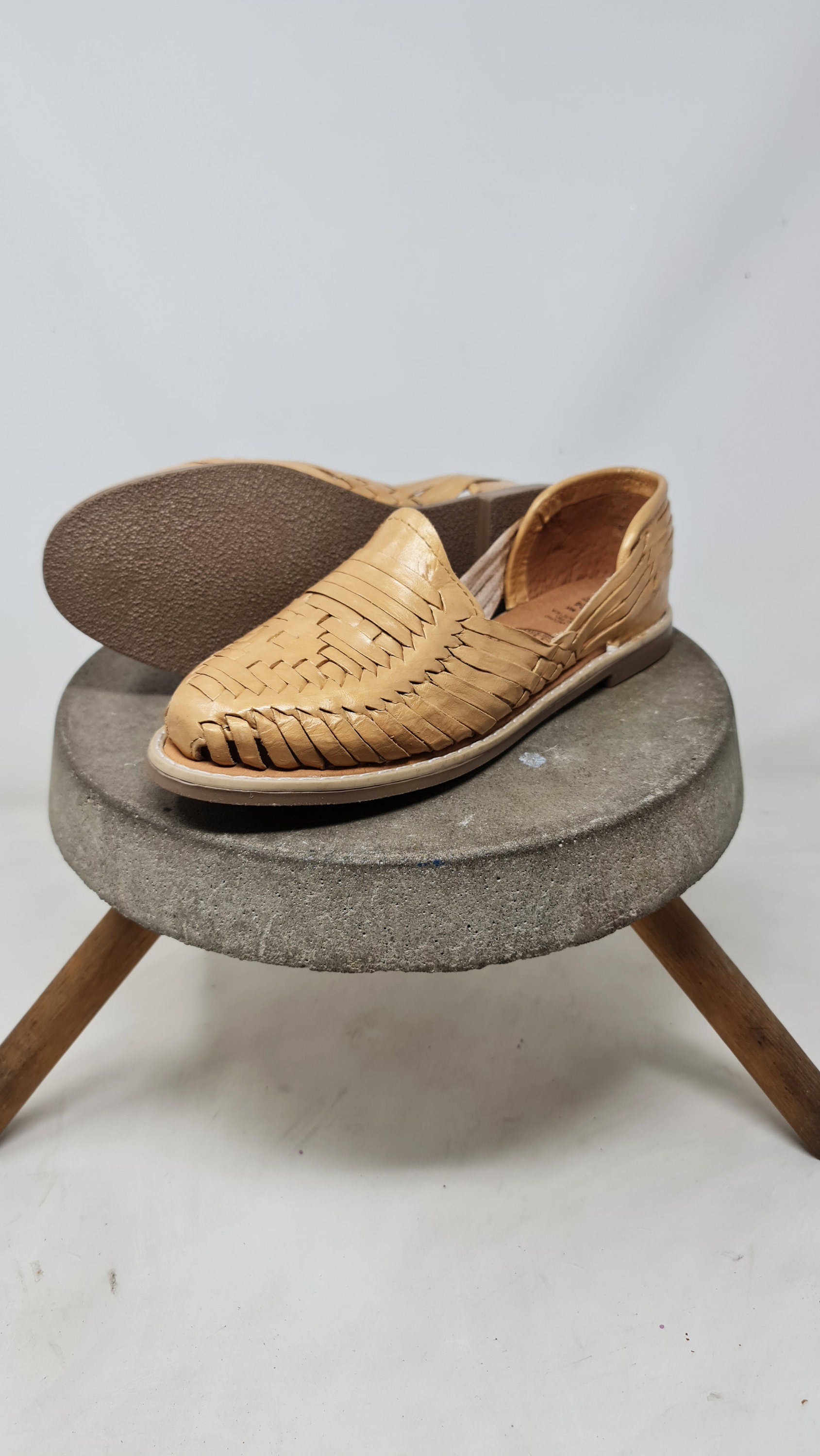 Mexican Huaraches for Women, Exclusive Champagne - Handcrafted and Comfortable Sandals - Direct Shipping from Mexico