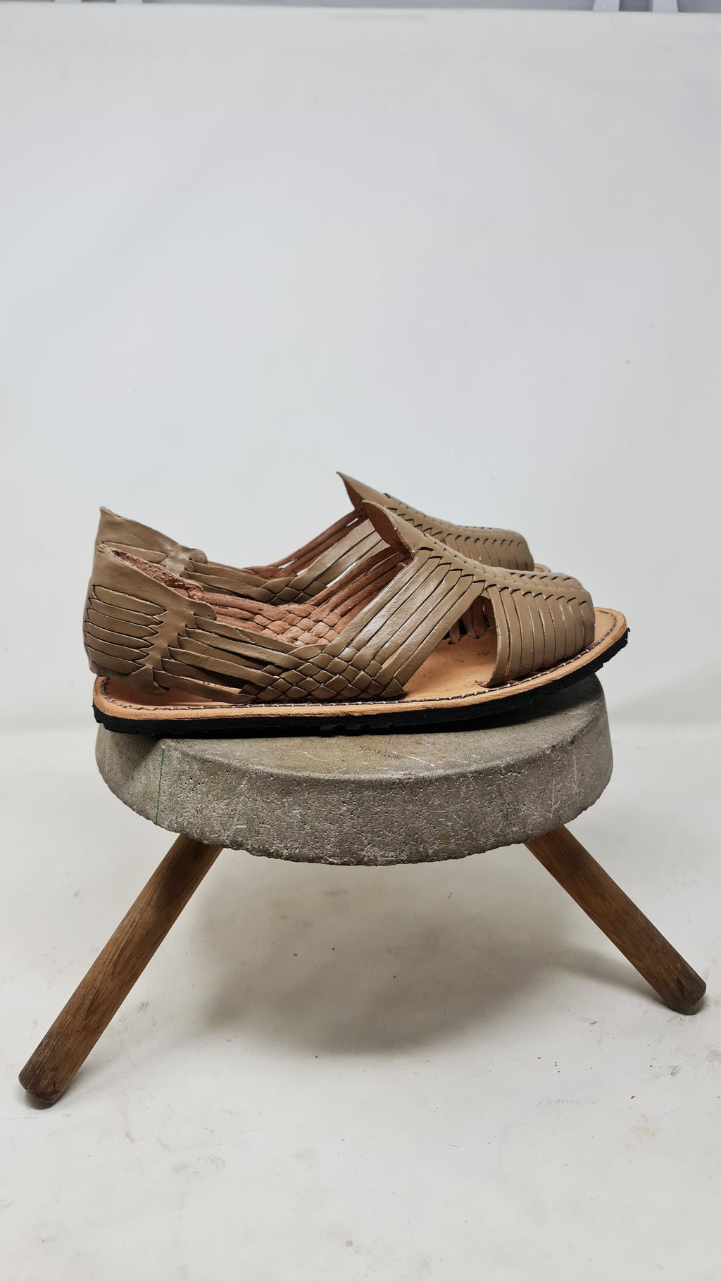 Mexican Huaraches for Men in Dark Taupe with Durable Rubber Sole