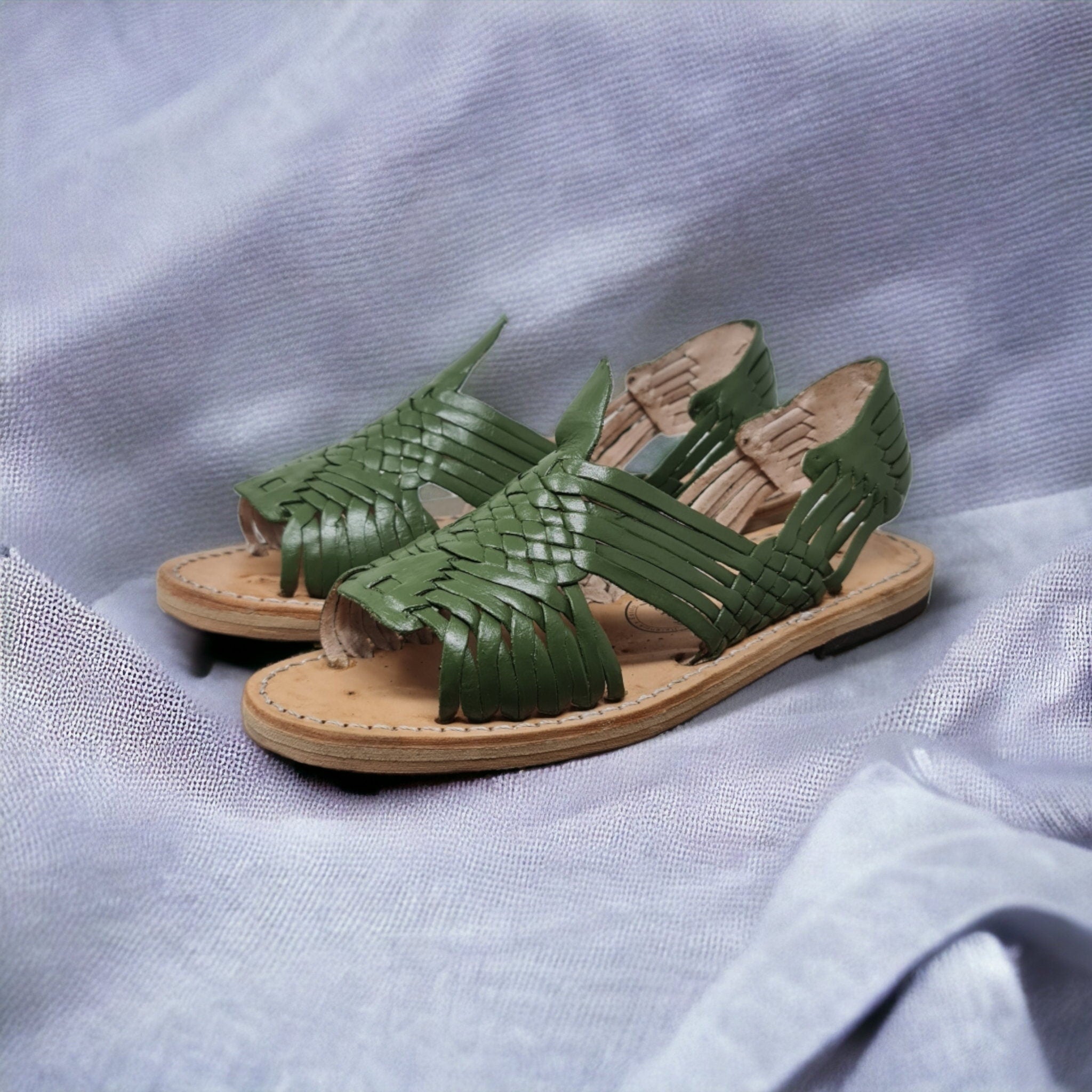 Women's Mexican Huaraches Pachuco Style in Avocado Color | Handmade