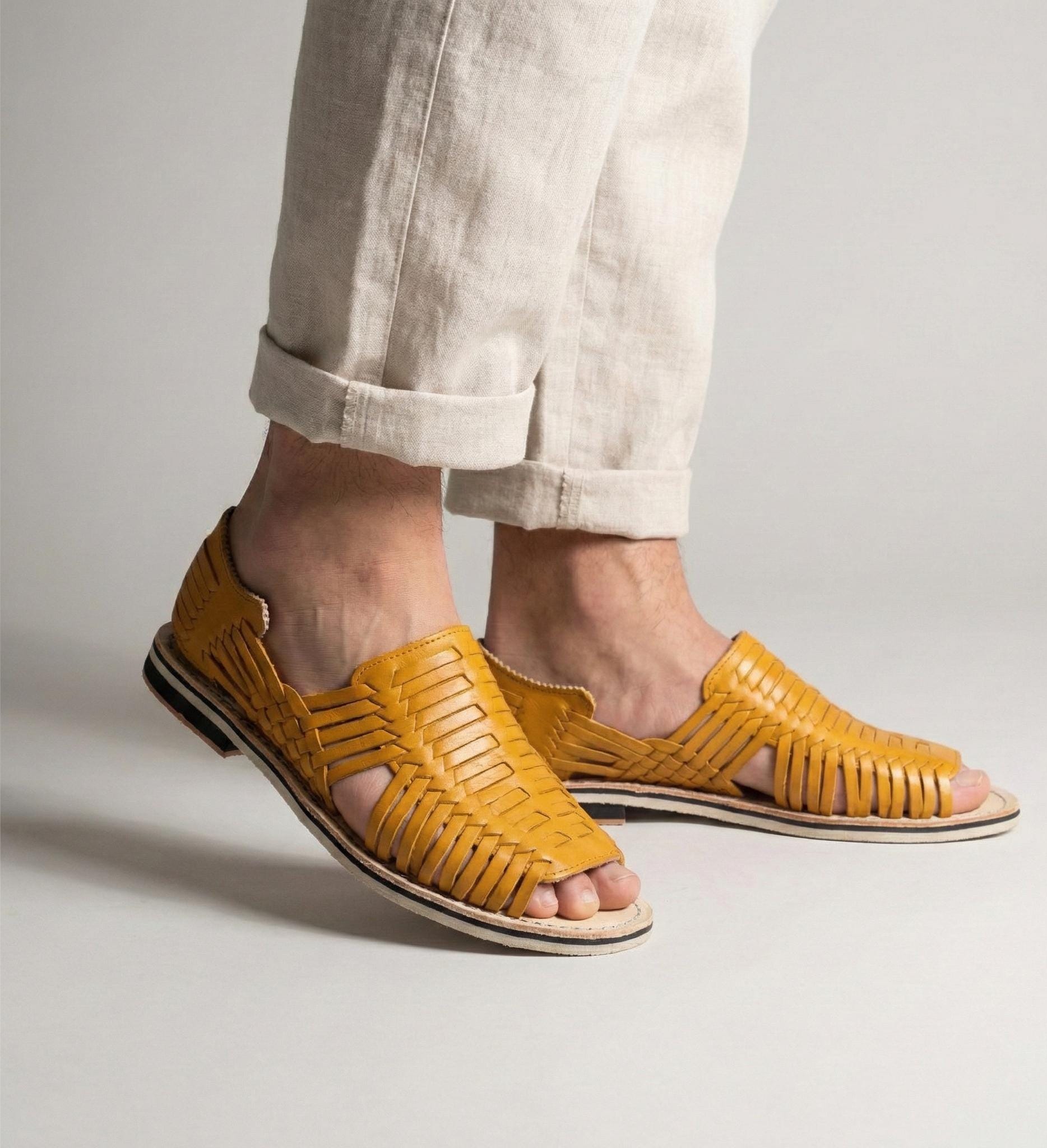 Men's Mexican open-toe mustard huaraches in genuine leather with a thin crepe sole, made in Mexico