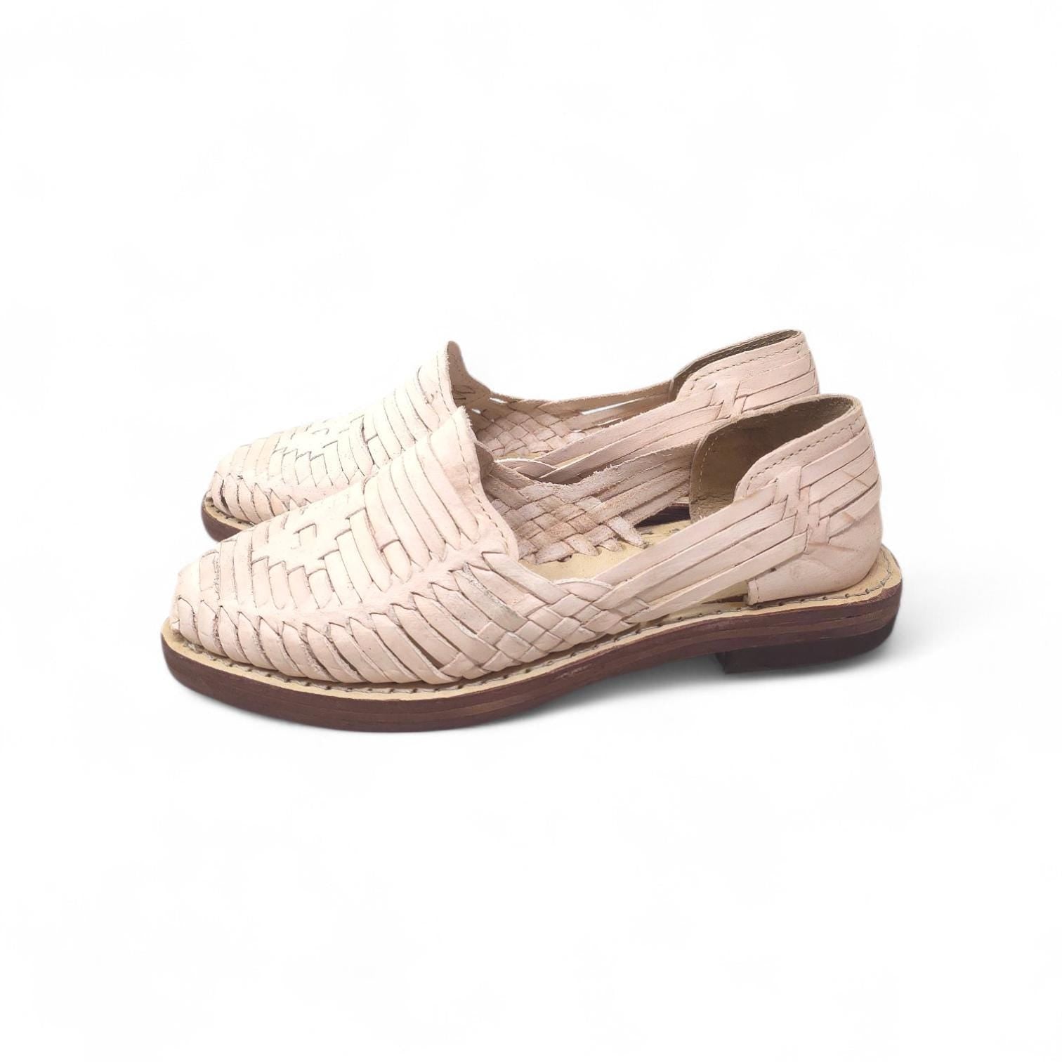Women's closed-toe huaraches, genuine natural leather, leather sole, made in Mexico