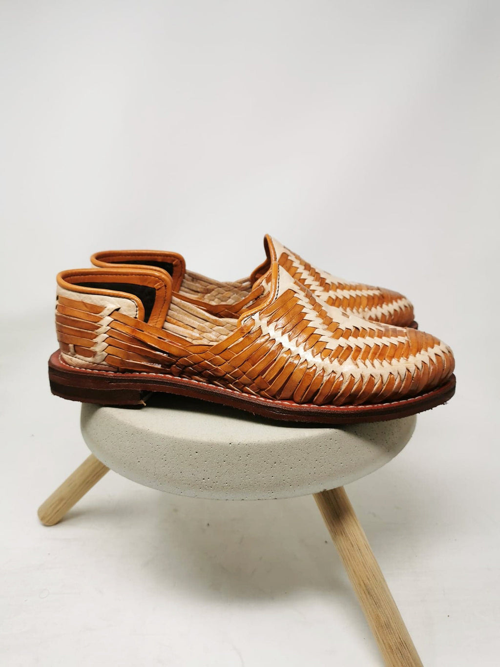 men's huaraches, Mexican huaraches, men's huarache sandals, huarache shoes, men's huarache shoes, men's leather sandals, Mexican sandals