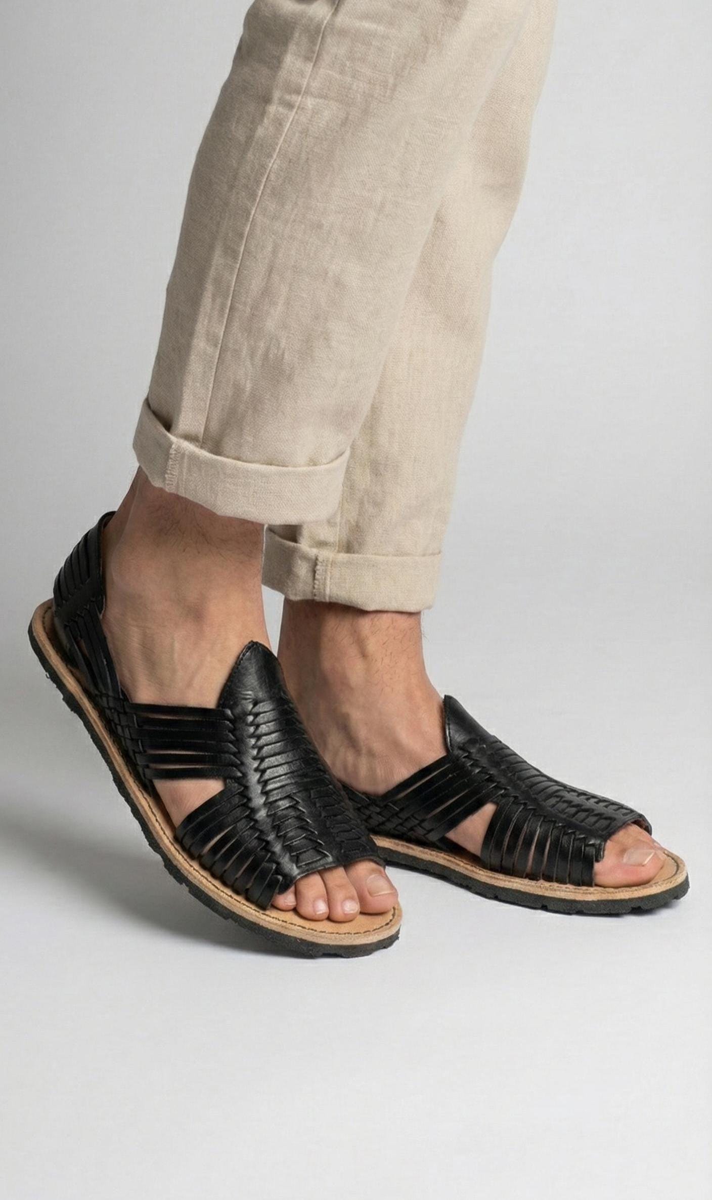 Mexican open-toe huaraches for men, genuine leather, thin straps, black rubber sole, made in Mexico