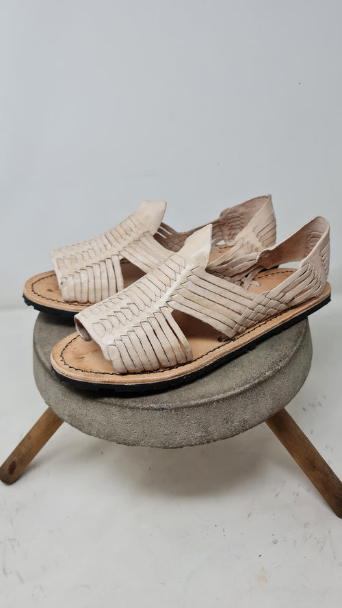 Men's huarache sandal. Leather sandal for men