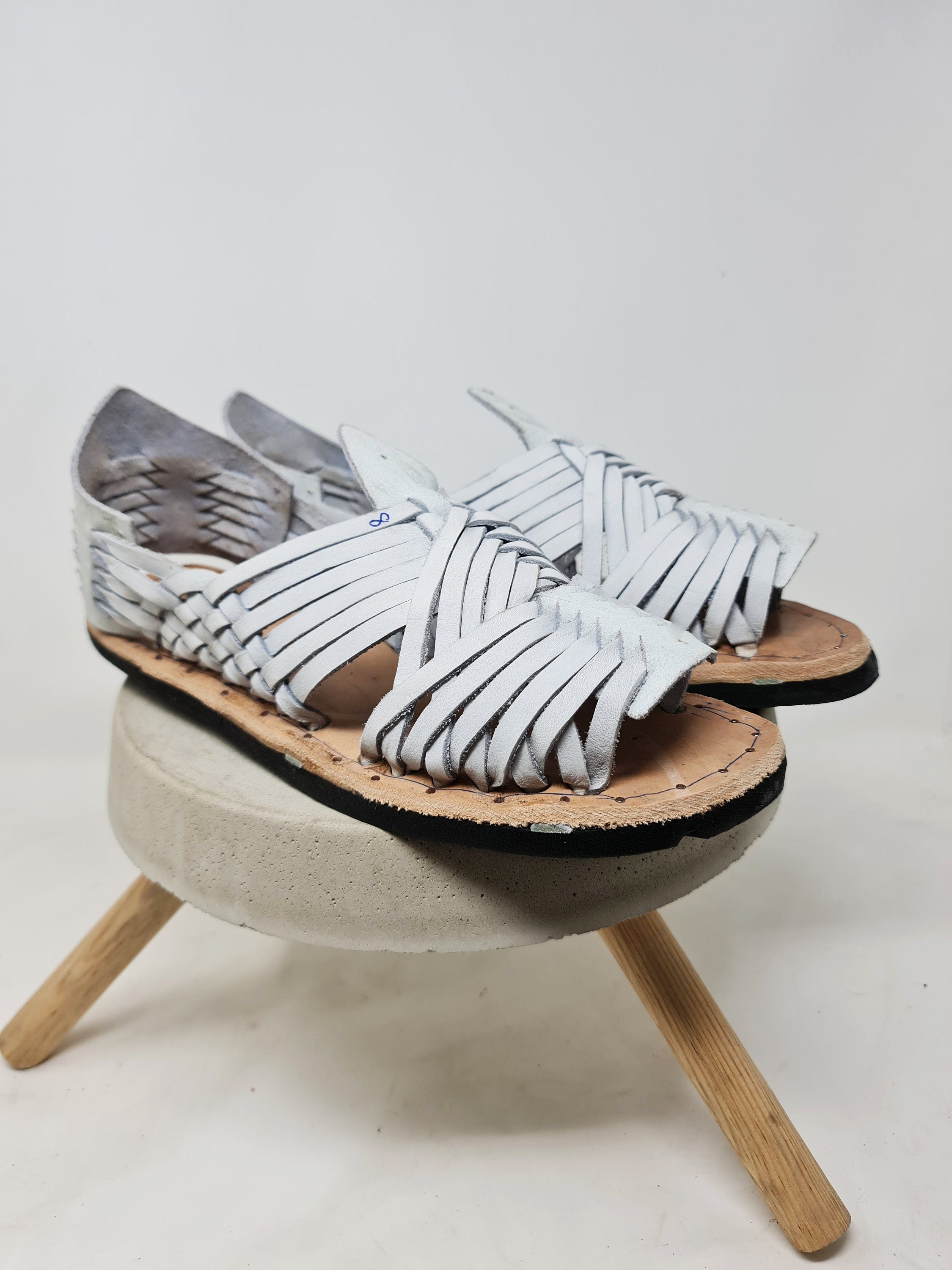 Men's white-strap Mexican huaraches