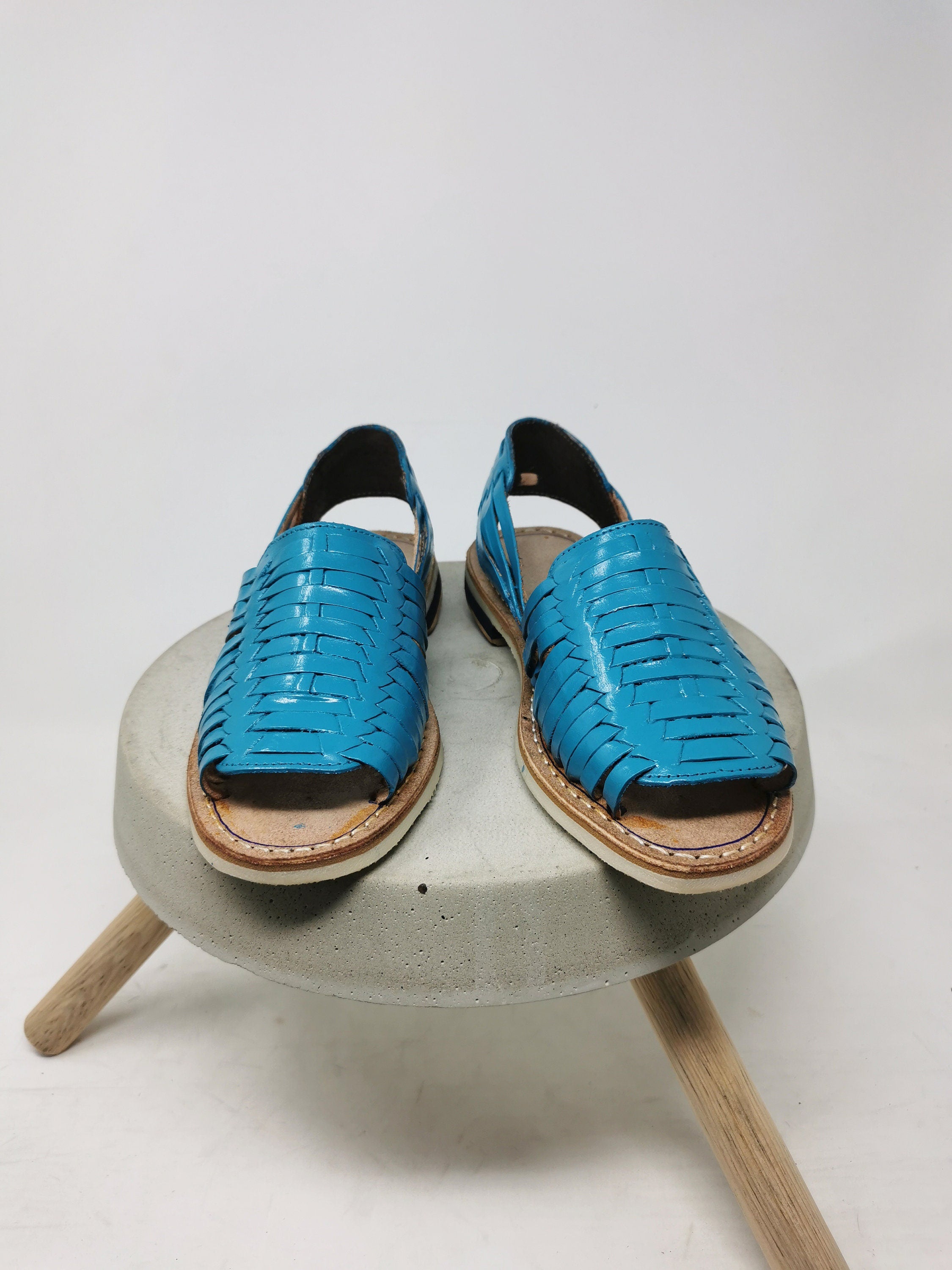 Women's Open-Toe Mexican Huaraches in Blue