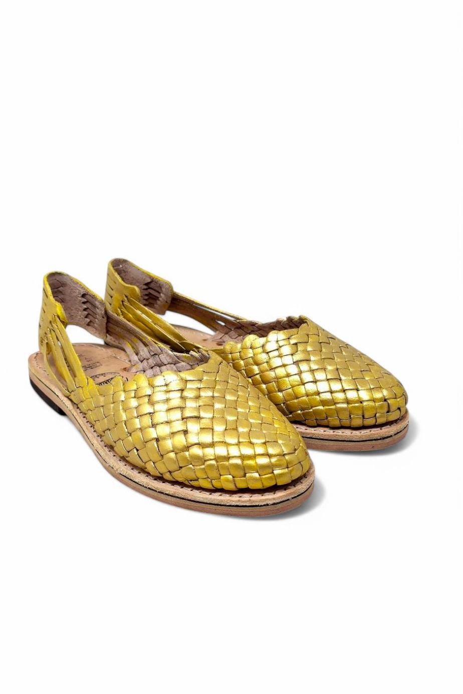 Women's Gold Huaraches – Handcrafted Mexican Leather Sandals – Comfortable and Cool Shoes – Handmade in Mexico
