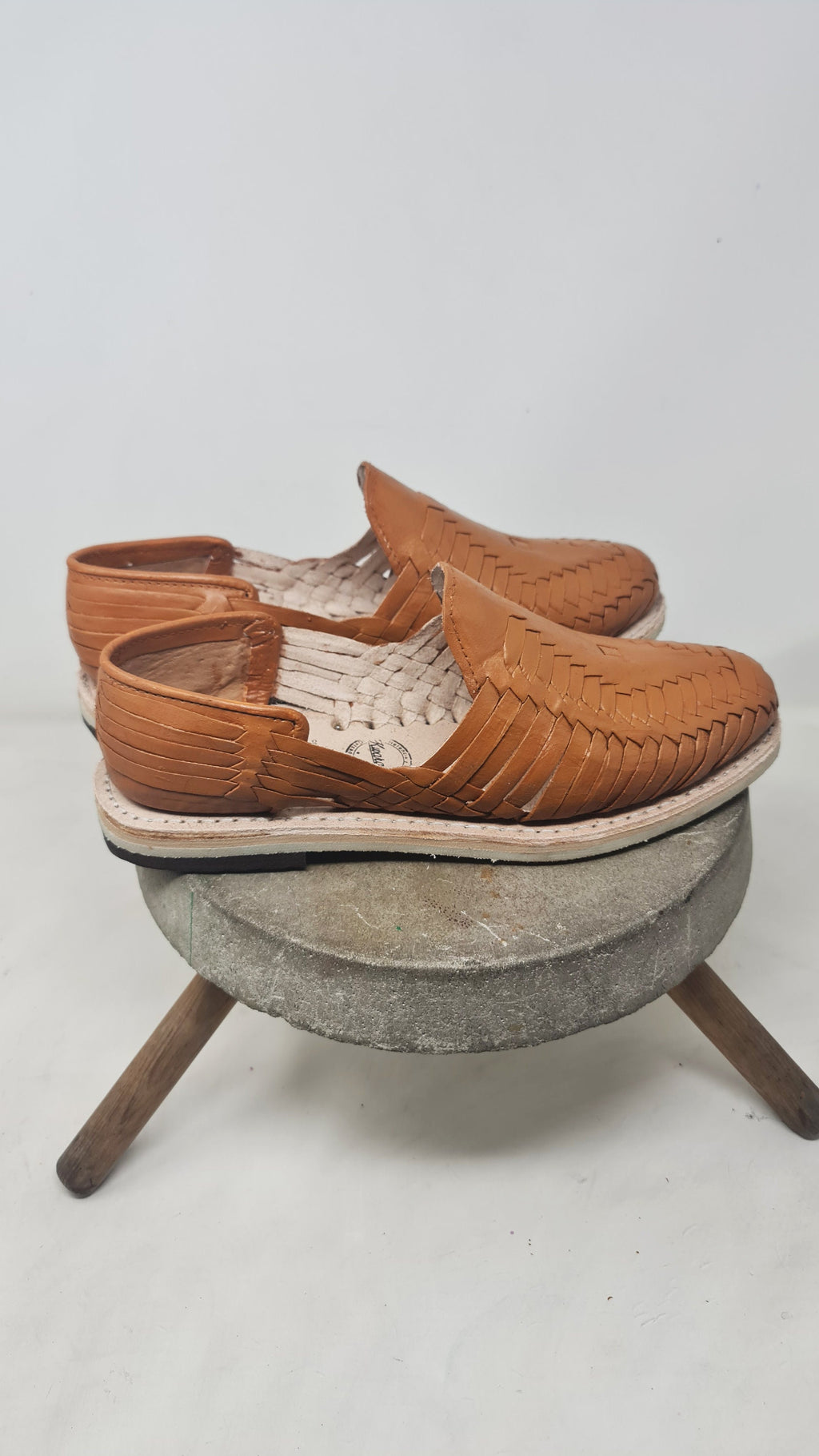 Men's Mexican Huaraches, Soft Leather "Tan", Rubber Sole, Closed Toe Style - Handmade and Authentic, Ships Directly from Mexico