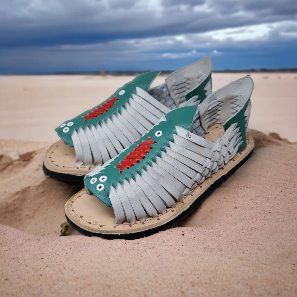 Men's white strap huaraches. Mexican sandals with tire sole