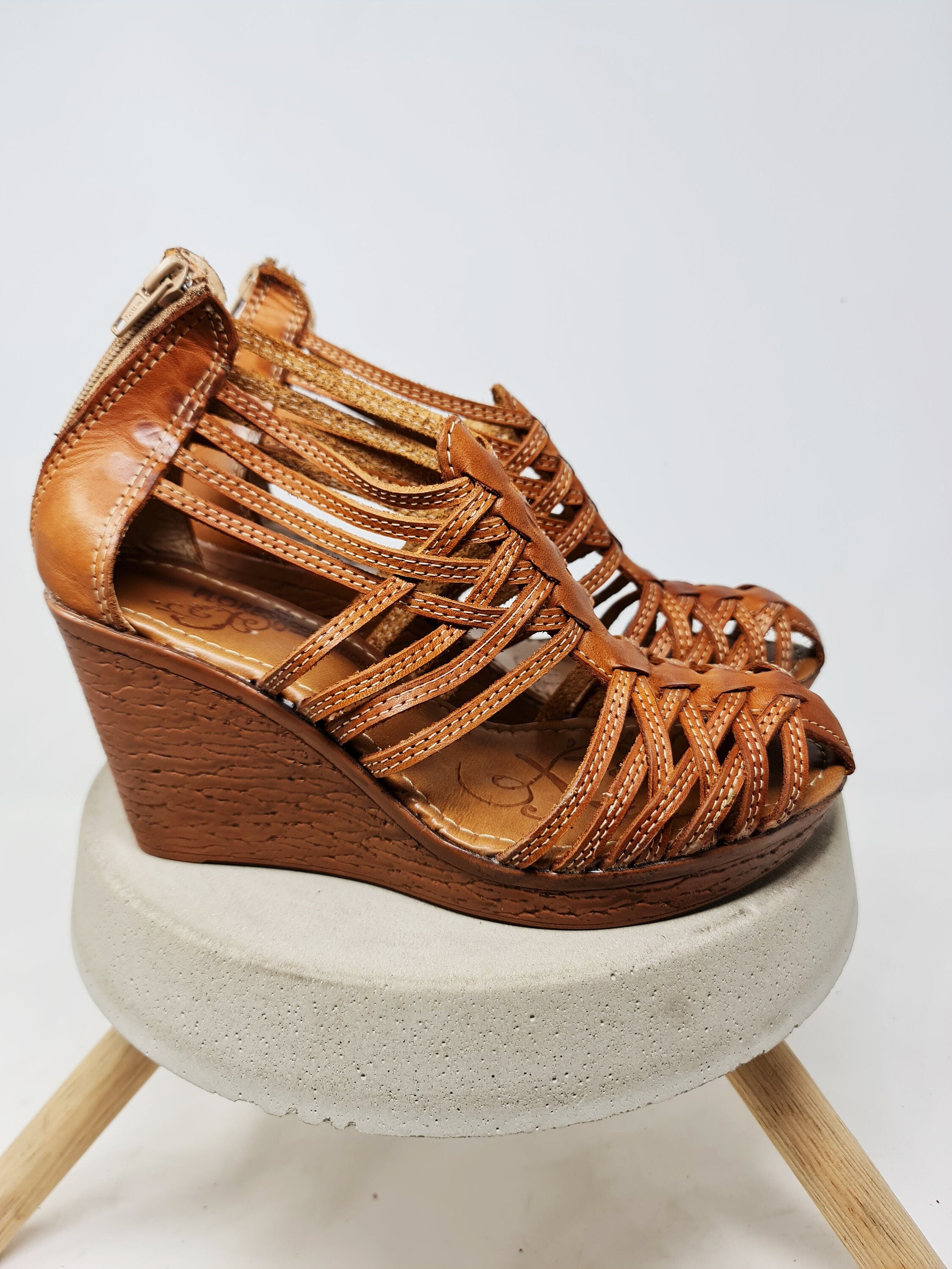 Huaraches for women, Mexican huaraches, Mexican sandal, high huarache, leather. Traditional Mexican huarache. Platform huaraches