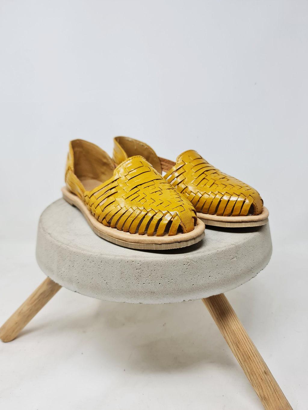 Huaraches mexicanos para mujer color mostaza, hurache shoe for woman