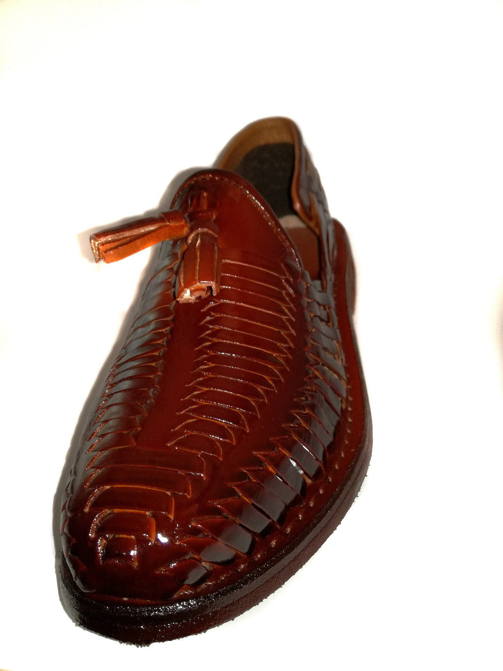 Mens Huaraches sandals mexican. 100% leather, vintage. Handmade. huarache artesanal cerrado. hecho a mano
