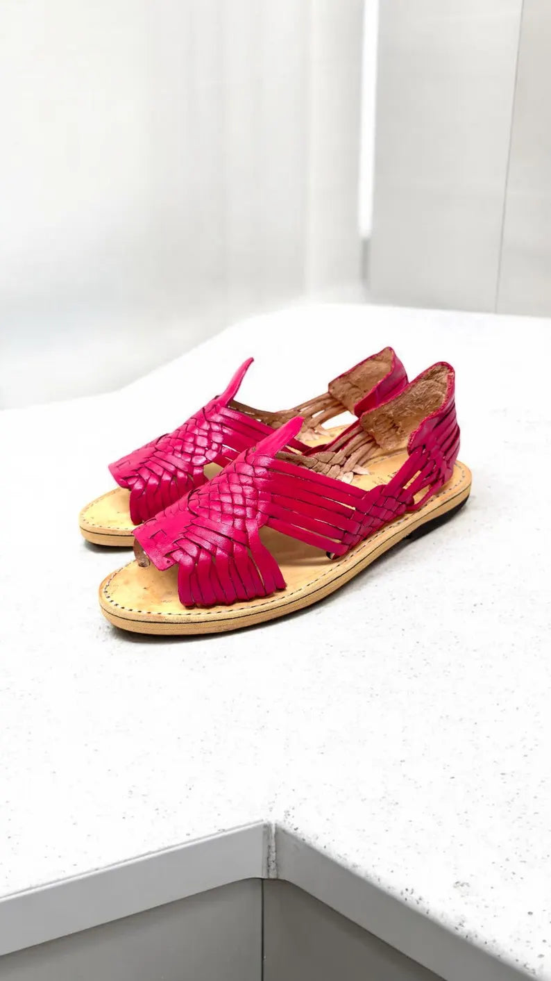 Colorful Pachuco huaraches for women in artisan woven leather